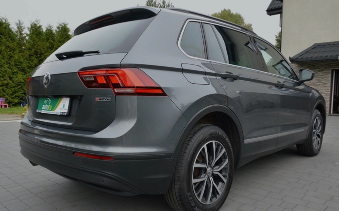 Volkswagen Tiguan cena 94700 przebieg: 196554, rok produkcji 2019 z Piechowice małe 781
